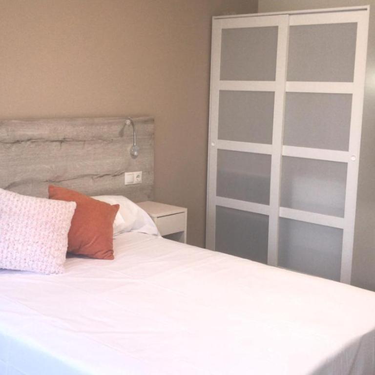 Pensión La Intermodal - Habitación Doble con balcón - 20