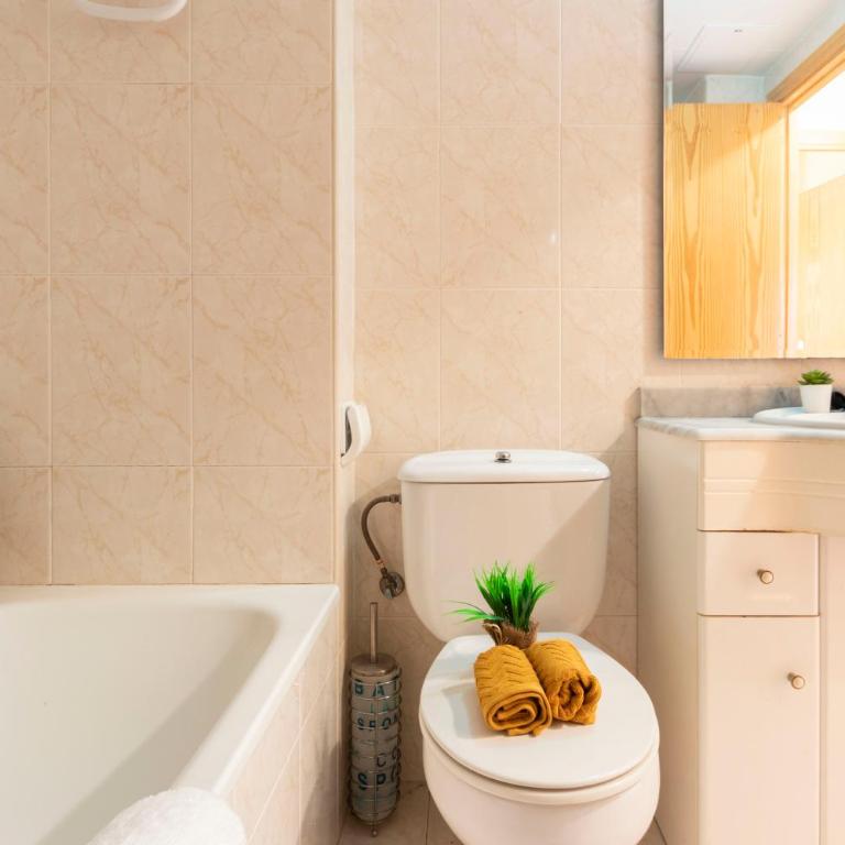 Homes & Go Mare Internum I - Two-Bedroom Apartment - 15