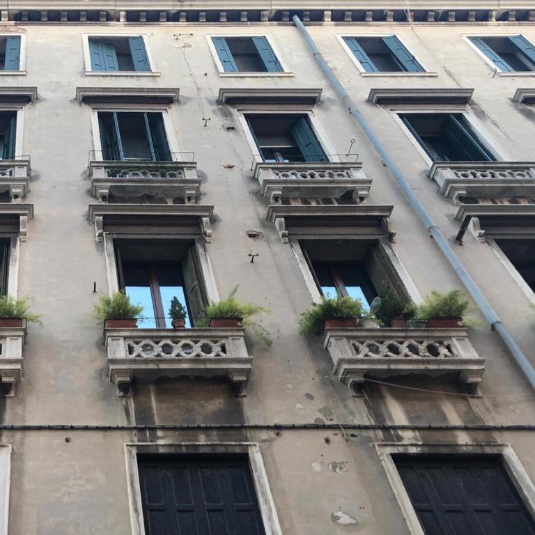 Ca' degli Specchieri - Camera Familiare con Bagno Privato - 7