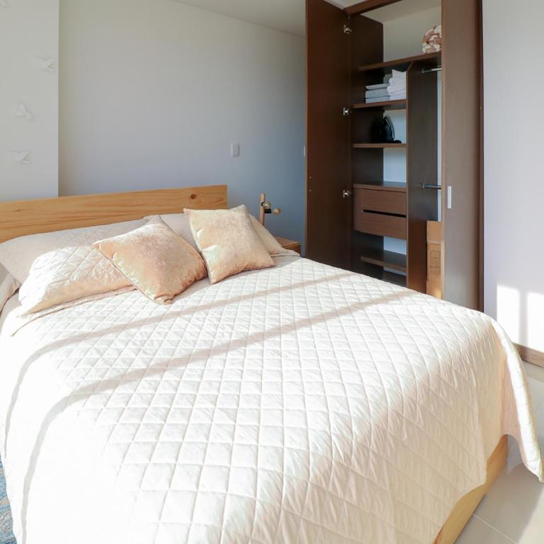 Hermoso apartamento con vista a la cordillera, Apto 1409 - Two-Bedroom Apartment - 11