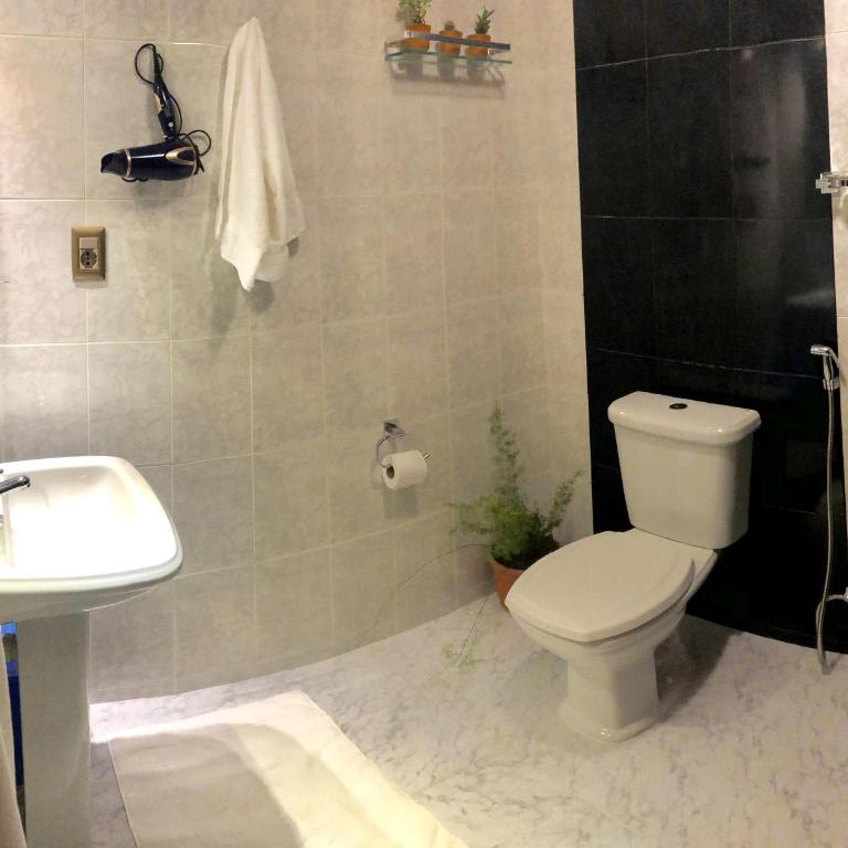 Hostal Cagnapa Restobar - Habitación Doble con baño privado - 2 camas - 2