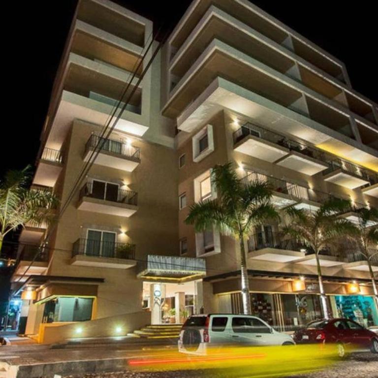 Zenith 601, Zona Romantica, 2 Balconies with Incredible Views, Rooftop Pool - One-Bedroom Apartment - 14