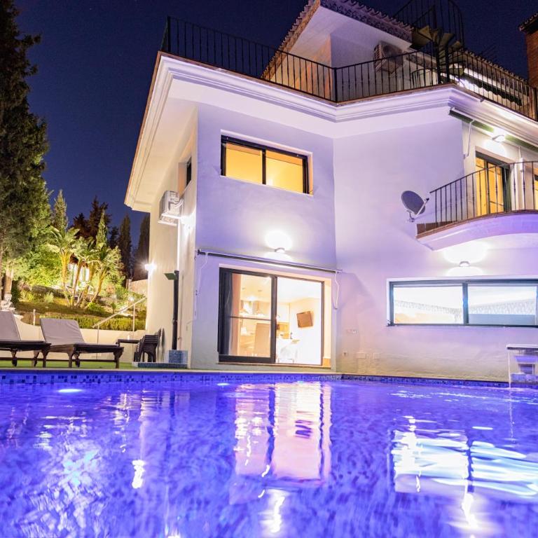 Luxury villa with sea views - heated pool - Villa - 34