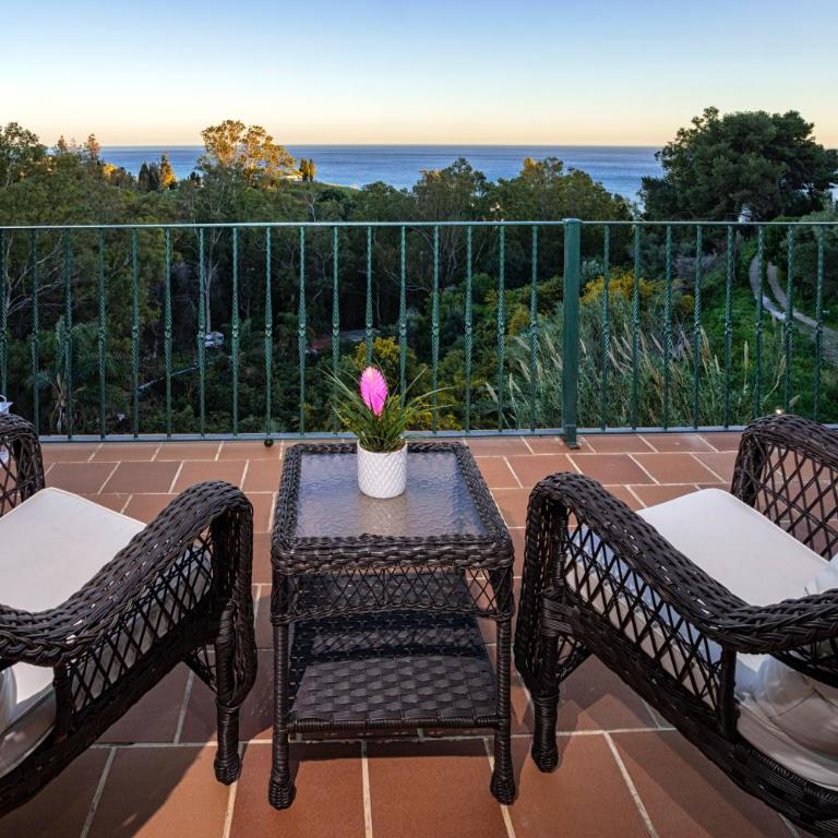 Luxury villa with sea views - heated pool - Villa - 4