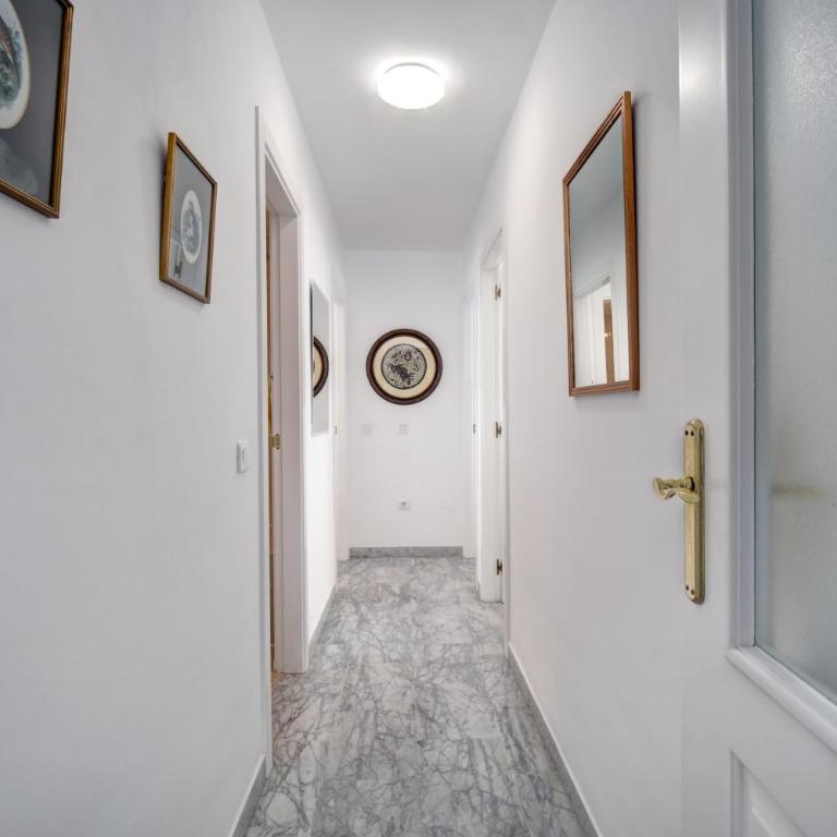 Quality apartment Sleeps 8 Airconditioned Underground parking Ultra fast WiFi - Apartamento de 3 dormitorios - 33