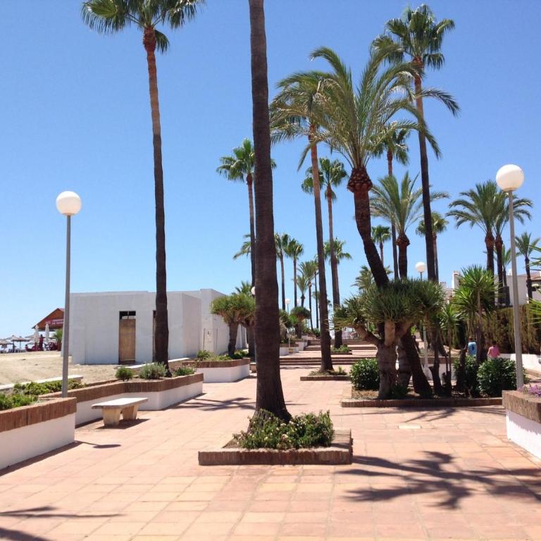 2091- Apt close from all amenities - Apartamento de 2 dormitorios - 36
