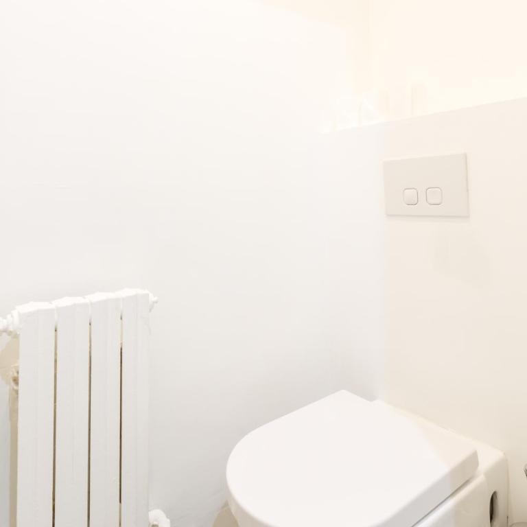 Habitat Parisien - 1BR-1BA - Louvre - One-Bedroom Apartment - 20