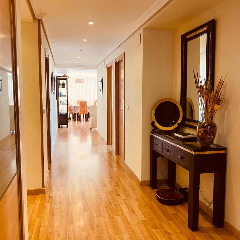 BE LUXURY APARTMENT 20 MTS FROM THE BEACH - Apartment - 35