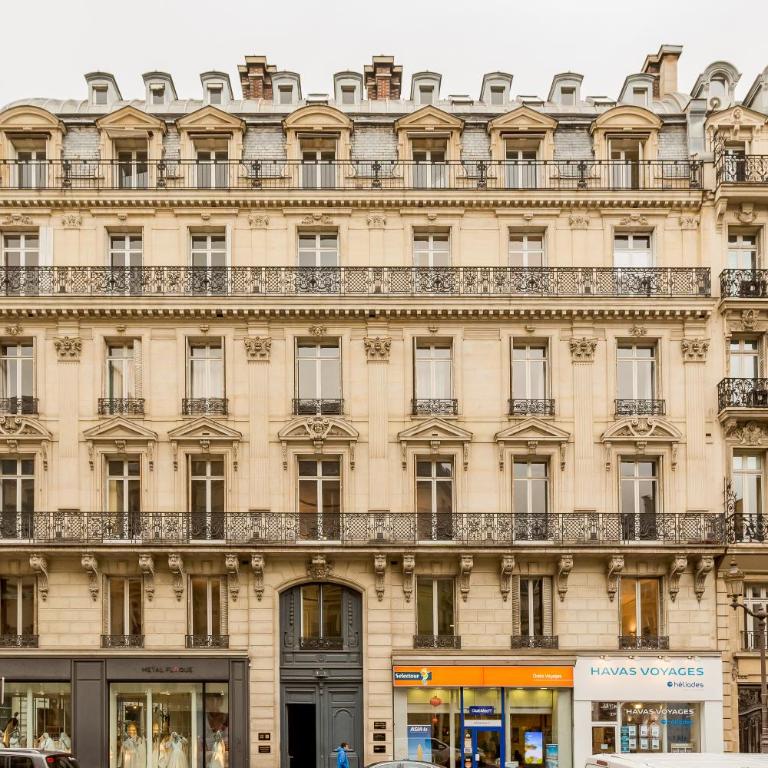 Habitat Parisien - 1BR-1BA - Louvre - One-Bedroom Apartment - 21