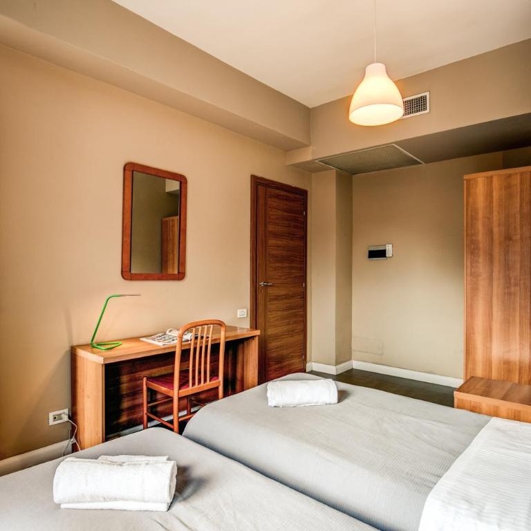 City Guest House - Camera Standard Matrimoniale/Doppia con Letti Singoli - 7
