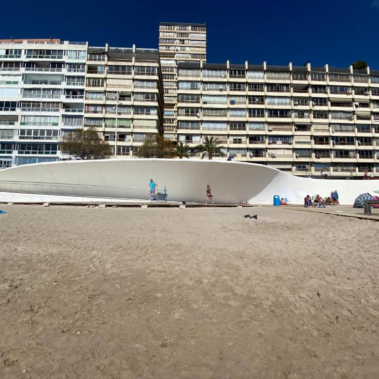 BE LUXURY APARTMENT 20 MTS FROM THE BEACH - Apartment - 45