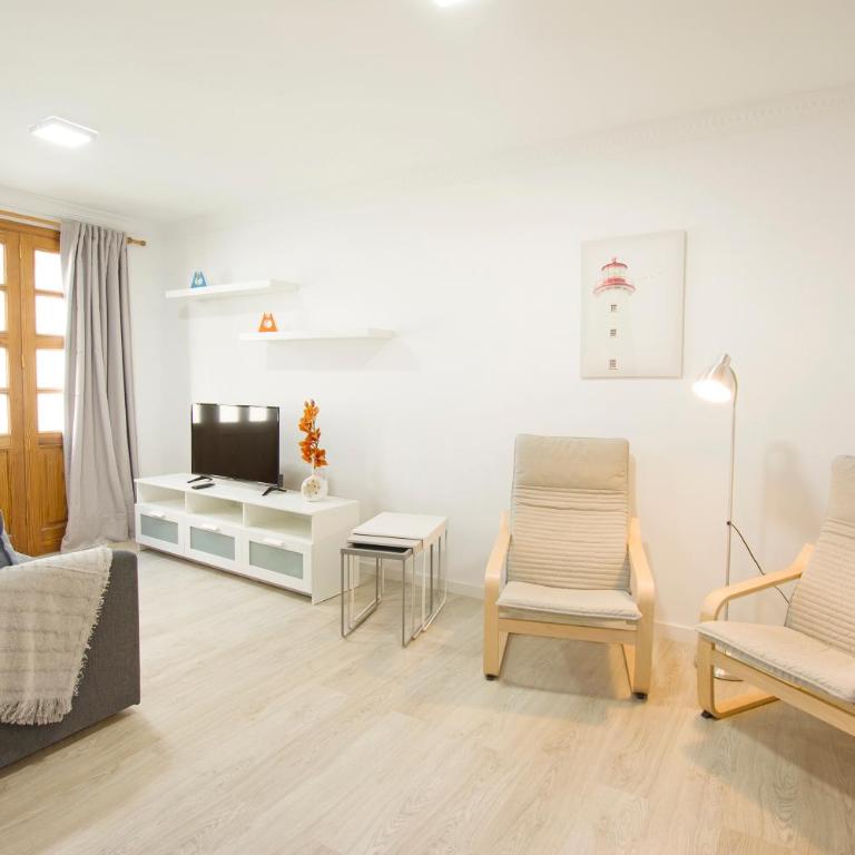 Casa Betancuria - Three-Bedroom Home - 13