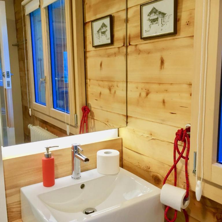 Chalet Safran - Apartment mit 3 Schlafzimmern und Bergblick - 12