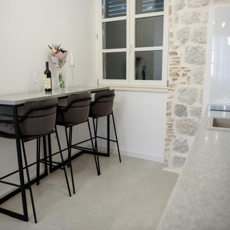 Palazzo Sindik - One-Bedroom Apartment - 13