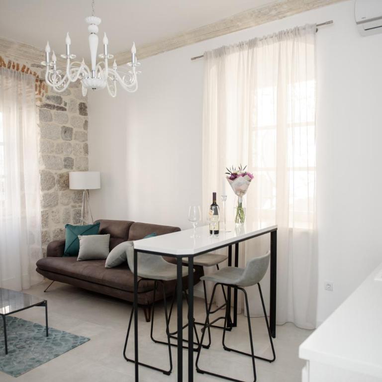 Palazzo Sindik - One-Bedroom Apartment - 1