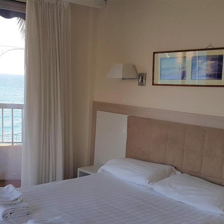 Hôtel Le Dauphin - Chambre Double ou Lits Jumeaux avec Balcon - Vue sur Mer - 5