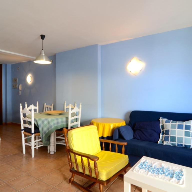 MEDES PARK I 2-7 - One-Bedroom Apartment - 8