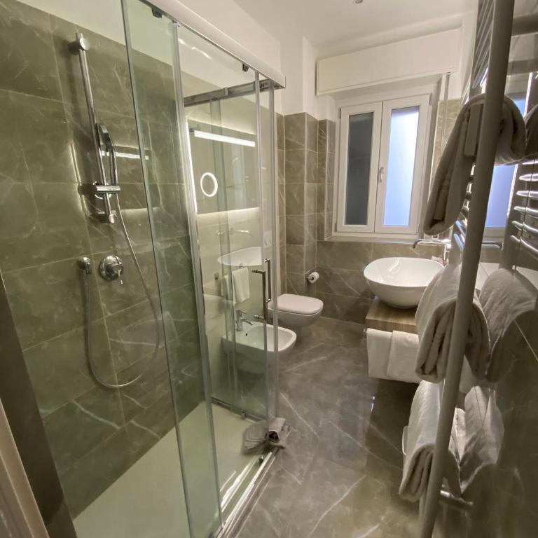 Hotel Victoria - Triple Room - 15