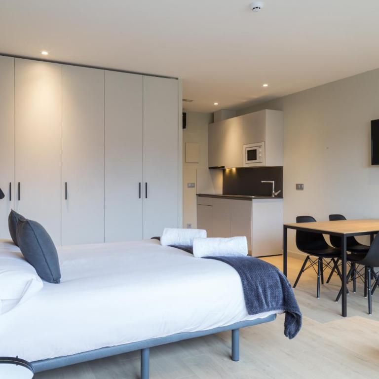 Milimara Suites - Estudio con sofá cama - 14