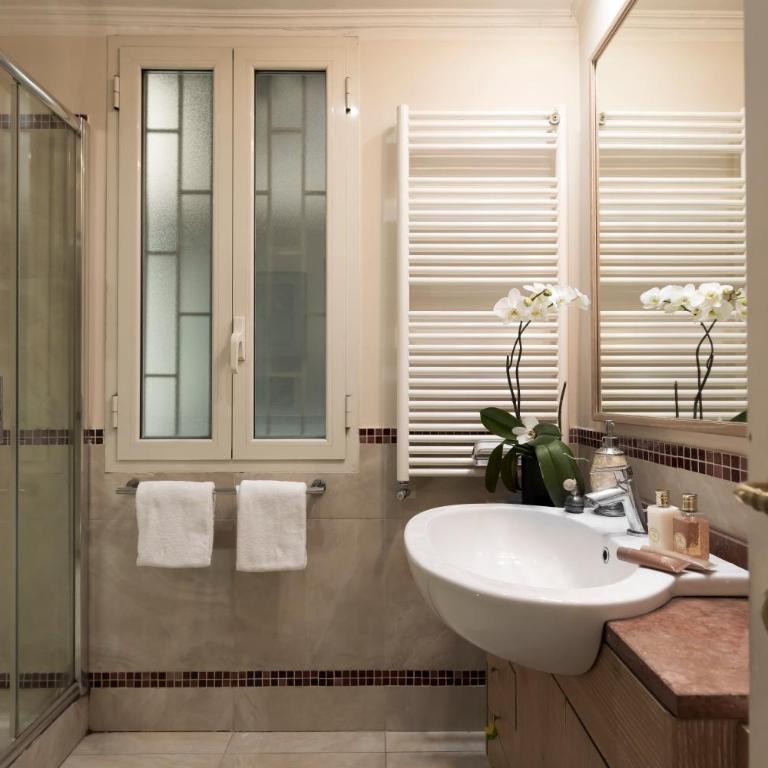 Luxury Apt with Colosseum View - Appartamento con 3 Camere da Letto - 21