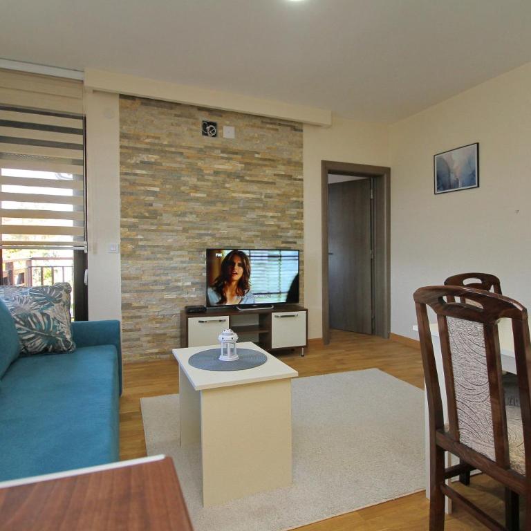 Apartment Lazarevic II - One-Bedroom Apartment - 2