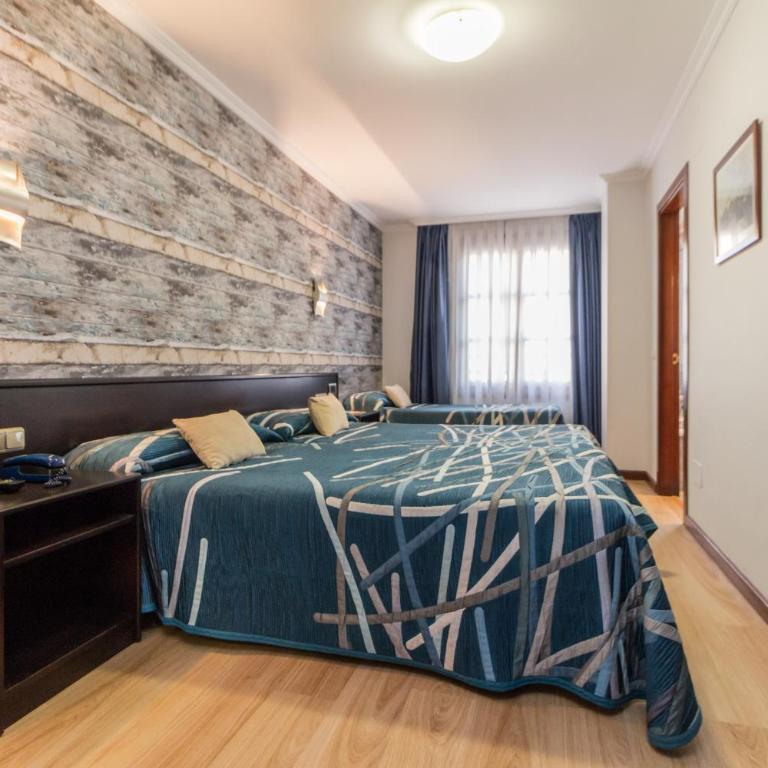 Hotel Gijon - Habitación Triple - 8