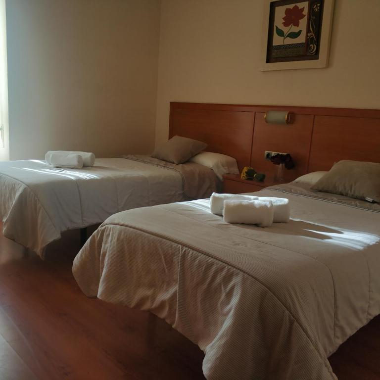 Hostal Restaurante Iruñako - Habitación Doble Estándar - 1 o 2 camas - 6