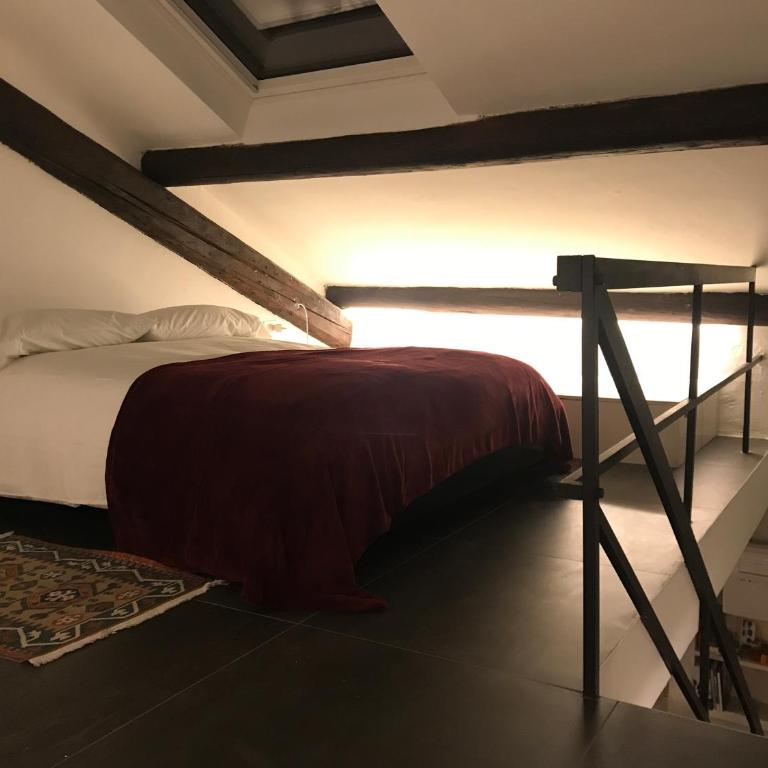STUDIO 17 - Appartamento con 2 Camere da Letto - 50