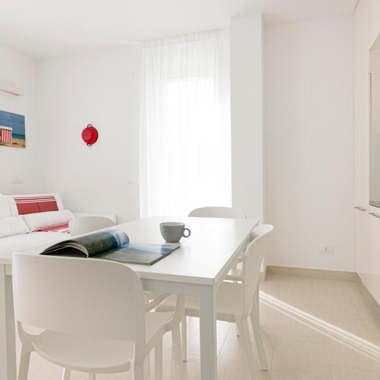 Rivazzurra Homes - B - Appartamento con 2 Camere da Letto - 11