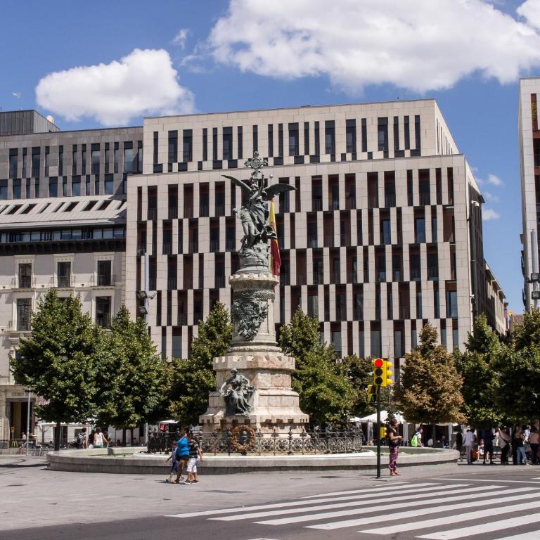 Check-in 24H PLAZA ESPAÑA AMPLIO Centro planta 4 - Three-Bedroom Apartment - 34