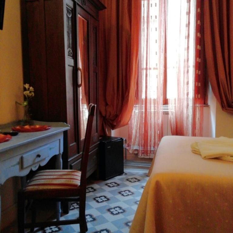 Marta Guest House - Camera Singola con Bagno Privato - 3