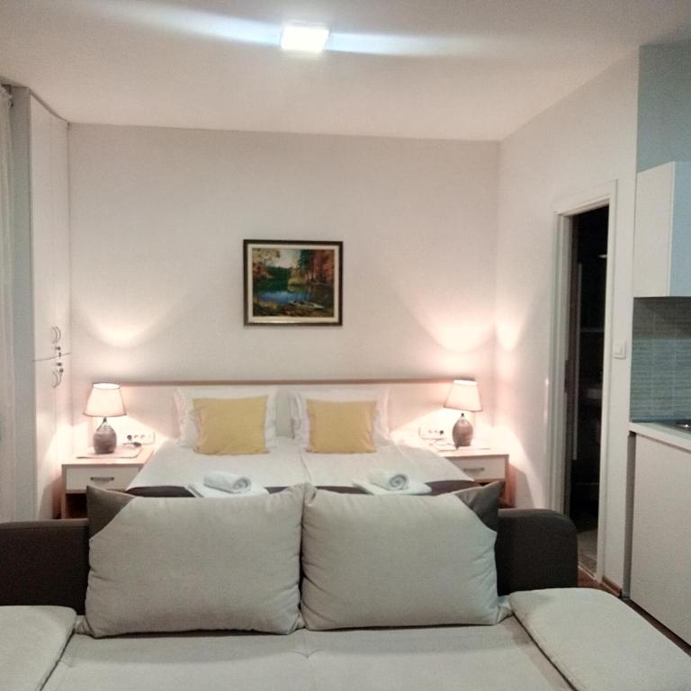 Sweet Dreams Studio Apartment - Apartment - 14