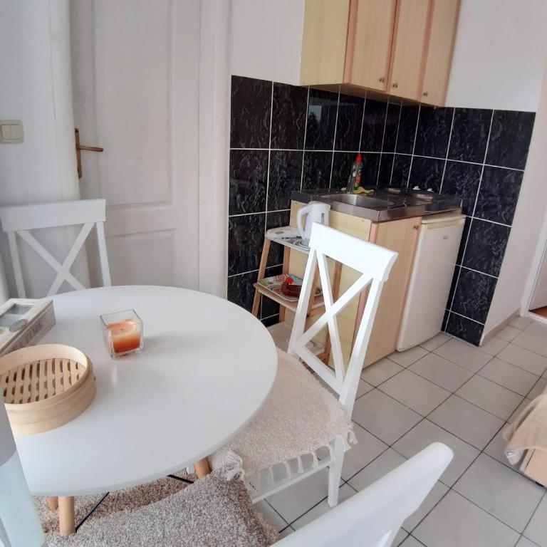 Apartments Kuljaca - Studio sa Balkonom i Delimičnim Pogledom na More - 14