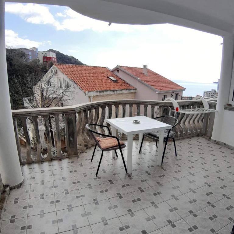 Apartments Kuljaca - Studio sa Balkonom i Delimičnim Pogledom na More - 13