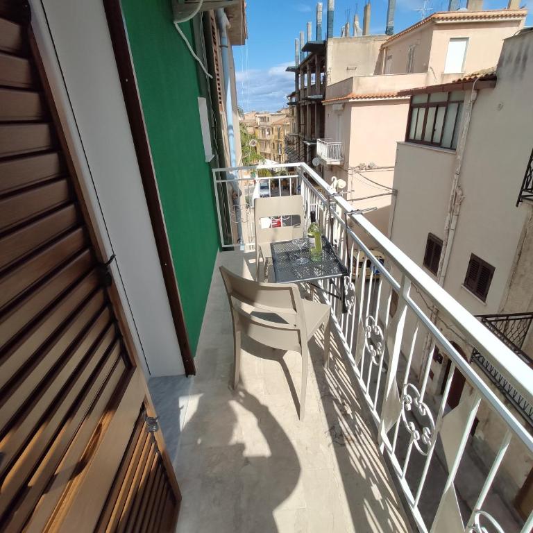 IN CENTRO ROOMS Vicino Cefalù SELF-CHEK-IN - Economy Double Room - 7