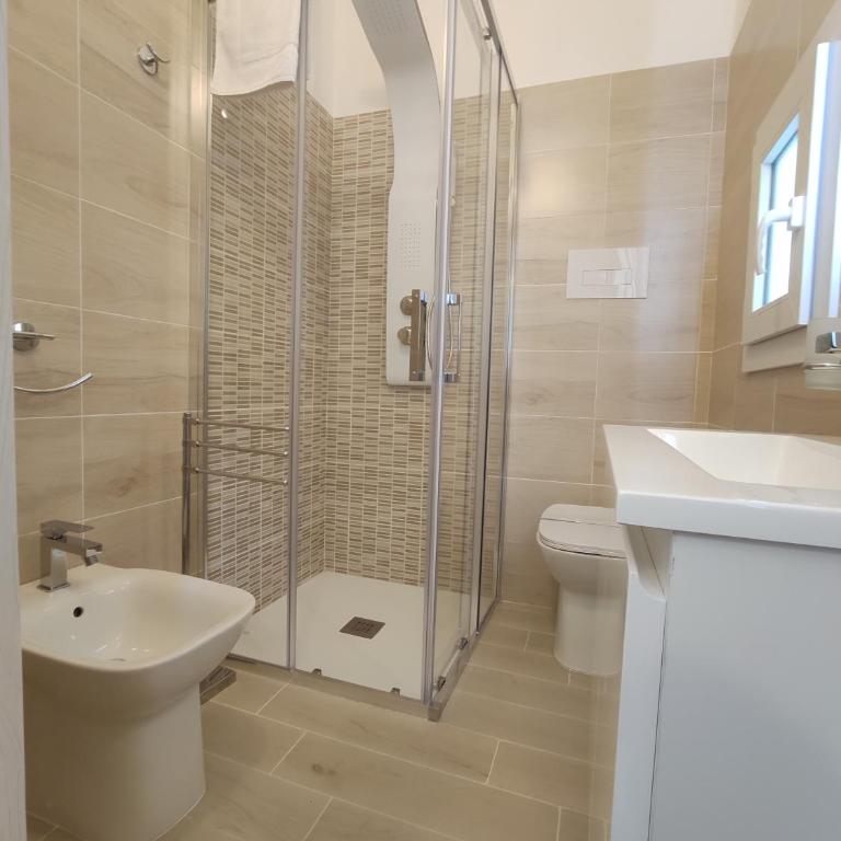 IN CENTRO ROOMS Vicino Cefalù SELF-CHEK-IN - Economy Double Room - 5