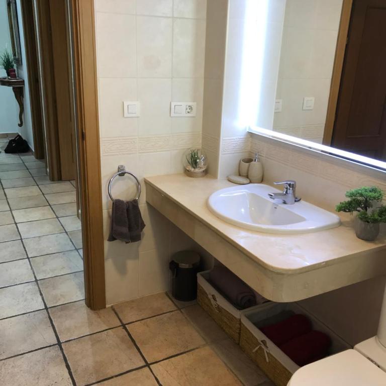 Albir Calle Pau Casals - Two-Bedroom Apartment - 26