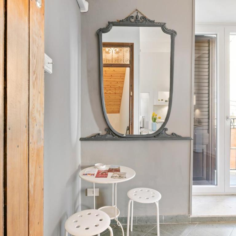 GuestHost - Stylish Flat Maqueda - Appartamento con Balcone - 21