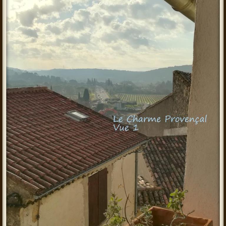 "Le charme provençal" - Studio 4 couchages classé 2 étoiles - Axelle Loc'Appart - Studio Familial - 22