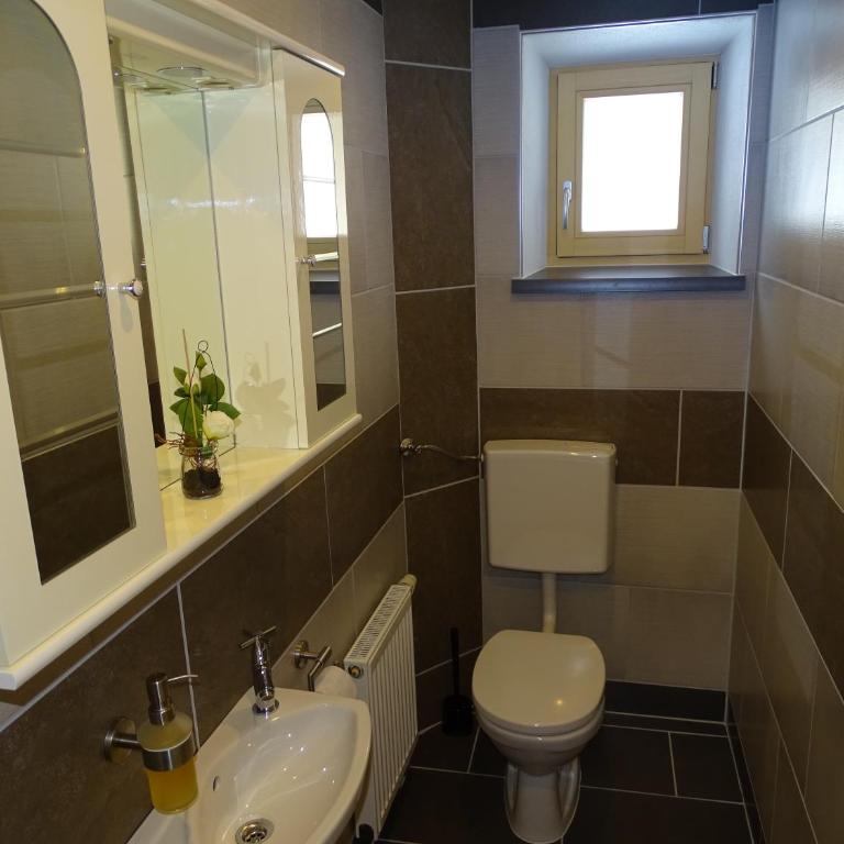 Ferienwohnungen Eva - Apartment mit 2 Schlafzimmern - 1
