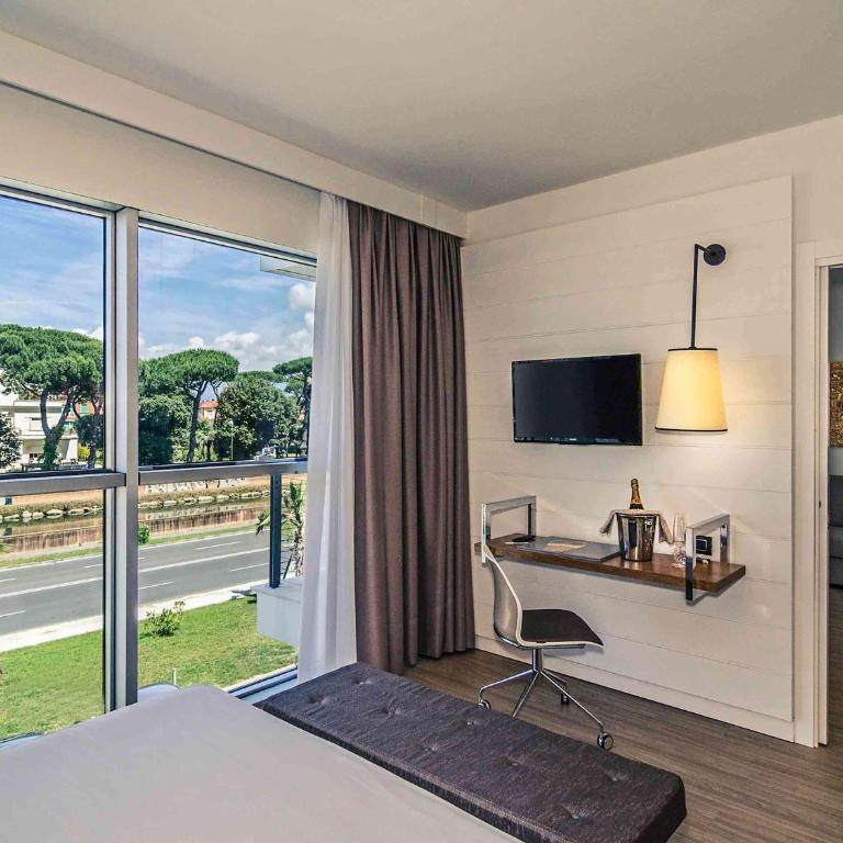Hotel Viareggio - Suite con Balcone - 3