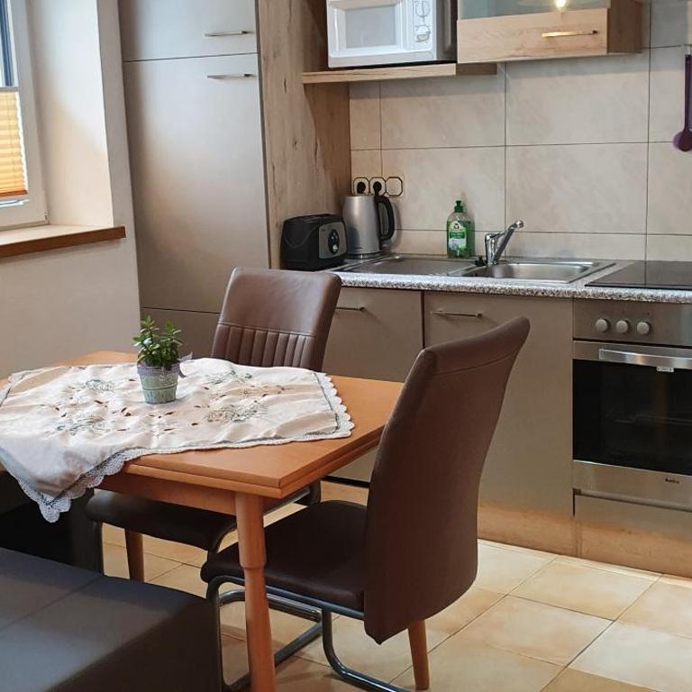 Ferienwohnungen Trinker - Lungau Karte inklusive - Apartment mit Gartenblick - 15