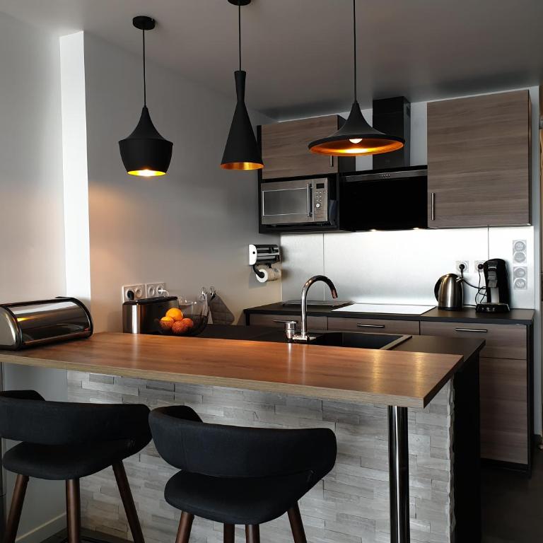 2Cap d'Agde NATURISTE Grand T2 de standing avec GARAGE privé - Appartement avec Terrasse - 2