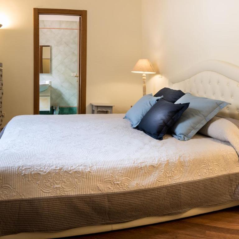 Appartamento Salimbeni - Two-Bedroom Apartment - 15