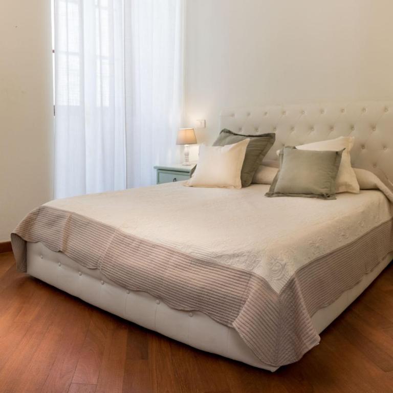Appartamento Salimbeni - Two-Bedroom Apartment - 11