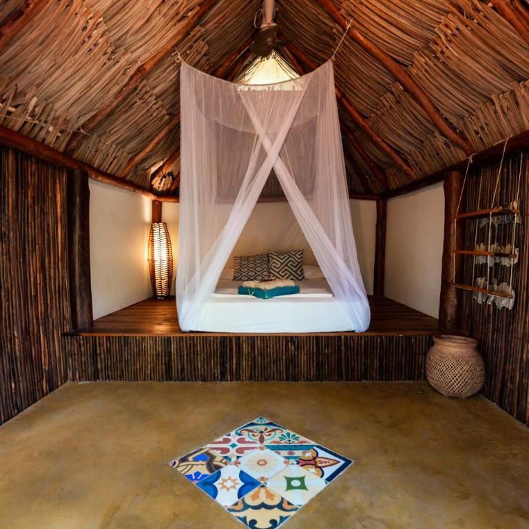 Bohemia Beach Tayrona - Cabaña de playa con baño compartido - 2