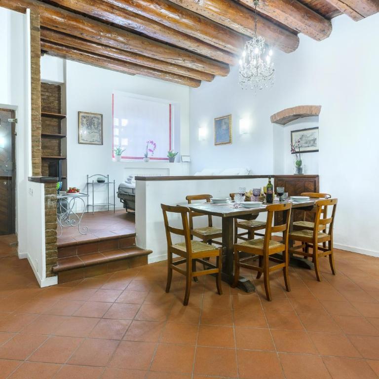 GuestHost - Center ZTL Lovely Apartment - Appartamento con 2 Camere da Letto - 2