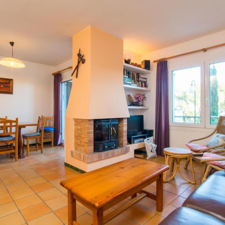 L-1 CALELLA DE PALAFRUGELL 8 PAX - Casa de 4 dormitorios - 4