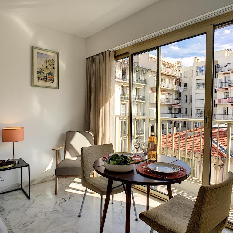 Nestor&Jeeves - BERLIOZ SUITE - Downtown - Close beaches - Studio avec Balcon - 8