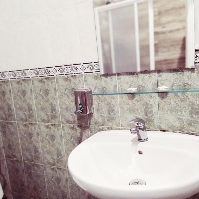 Spanish Galleon Lodge - Habitación Individual con baño privado externo - 2